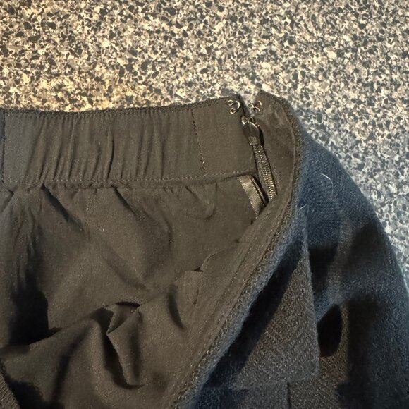 Uniqlo Wool Skirt - Picture 2 of 3